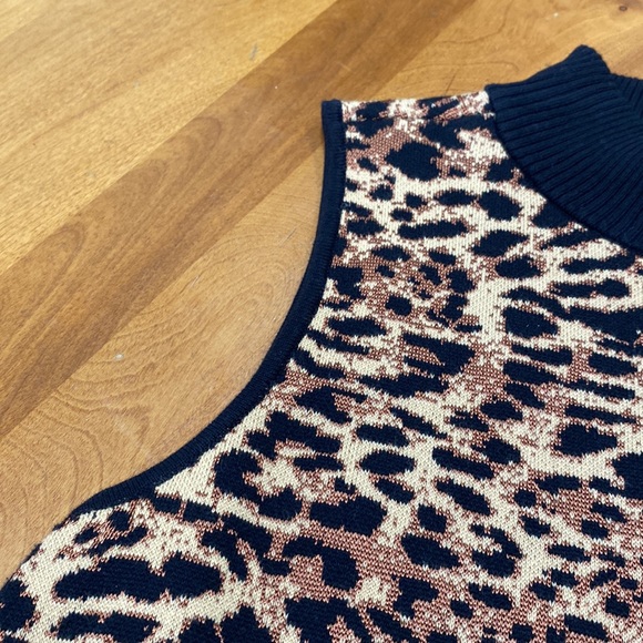 NWT.  Chico’s, women’s size large, sweater. - Picture 11 of 11